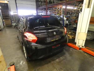 Peugeot 208 I 1.2 Vti 12V PureTech 82 Vehículo de desguace (2014, Negro)