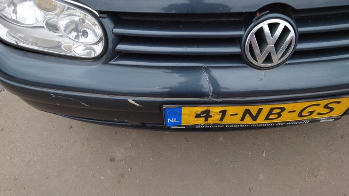 Volkswagen Golf IV 1.8 20V Schrottauto (1998, Grau)
