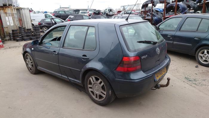 Volkswagen Golf IV 1.8 20V Schrottauto (1998, Grau)
