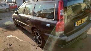 Volvo V70 2.4 T 20V Épave (2001, Gris)