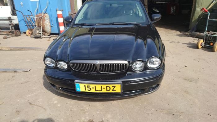 Jaguar X-type 2.1 V6 24V Skrotfordon (2003, ZWART)