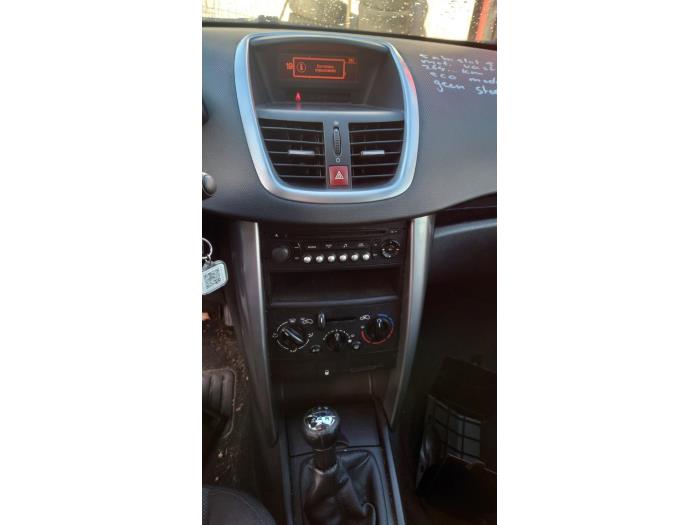 Peugeot 207 SW 1.4 16V Vti Épave (2008, Gris)