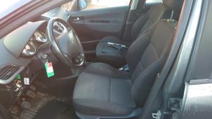 Peugeot 207 SW 1.4 16V Vti Épave (2008, Gris)