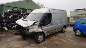 Ford Transit 2.2 TDCi 16V Samochód złomowany (2007, Granit)