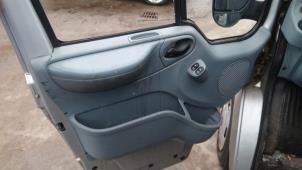 Ford Transit 2.2 TDCi 16V Samochód złomowany (2007, Granit)