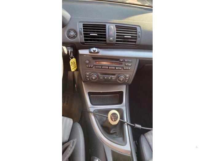BMW 1 serie 116i 1.6 16V Épave (2005, Gris)