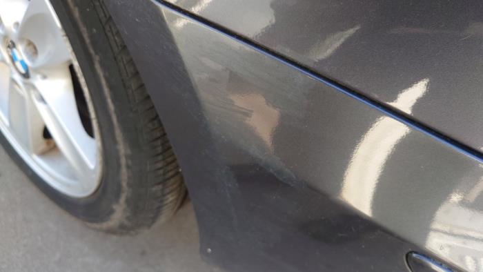 BMW 1 serie 116i 1.6 16V Épave (2005, Gris)