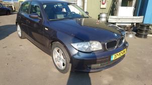 BMW 1 serie 116i 1.6 16V Épave (2005, Gris)