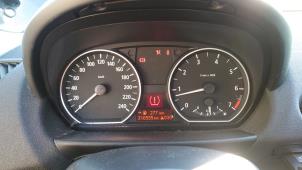 BMW 1 serie 116i 1.6 16V Épave (2005, Gris)