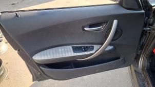 BMW 1 serie 116i 1.6 16V Épave (2005, Gris)