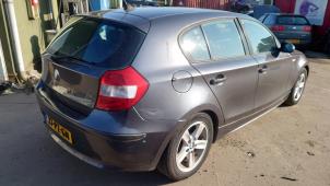 BMW 1 serie 116i 1.6 16V Épave (2005, Gris)