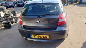 BMW 1 serie 116i 1.6 16V Épave (2005, Gris)