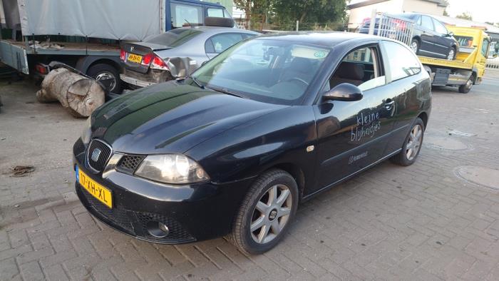 Seat Ibiza III 1.6 16V Vehículo de desguace (2007, Negro)