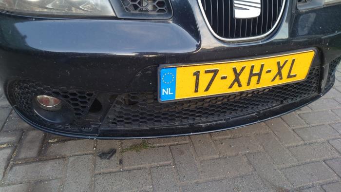 Seat Ibiza III 1.6 16V Vehículo de desguace (2007, Negro)
