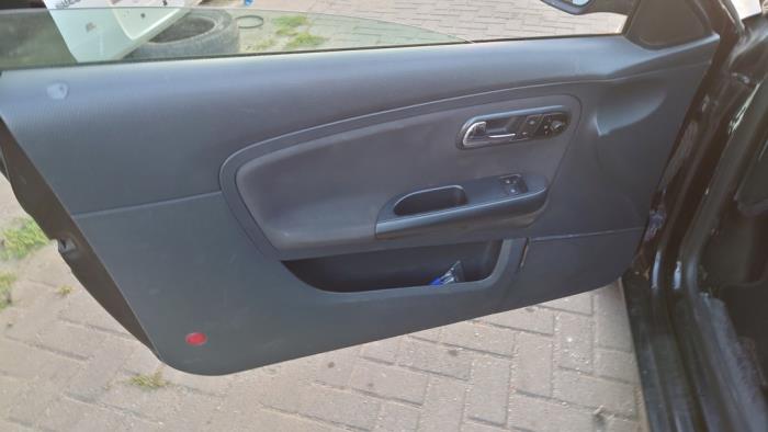 Seat Ibiza III 1.6 16V Vehículo de desguace (2007, Negro)