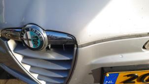 Alfa Romeo 147 2.0 Twin Spark 16V Épave (2007, Gris)