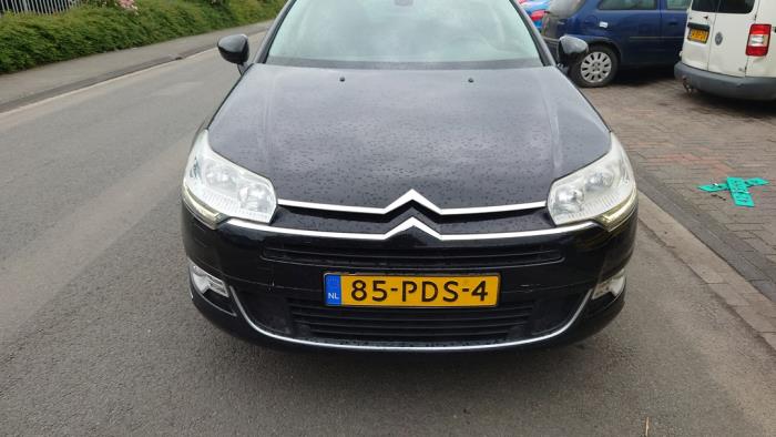 Citroen C5 III Tourer 1.6 16V THP 155 Épave (2011, Noir)