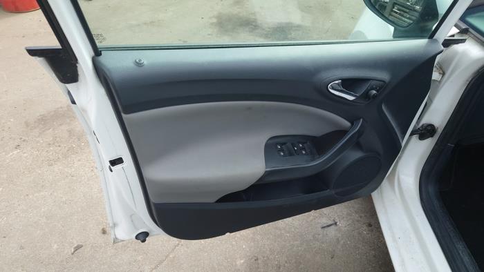 Seat Ibiza IV SC 1.2 TSI Salvage vehicle (2013, White)
