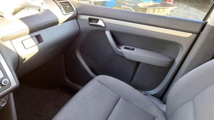 Volkswagen Touran 1.6 Épave (2007, Bleu)