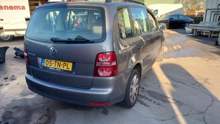 Volkswagen Touran 1.6 Épave (2007, Bleu)