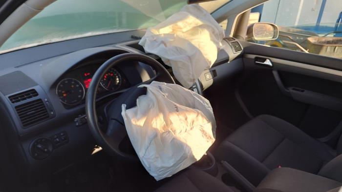 Volkswagen Touran 1.6 Épave (2007, Bleu)