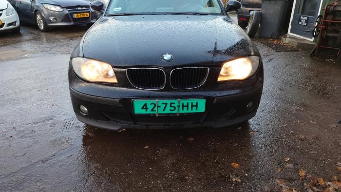 BMW 1 serie 118d 16V Épave (2004, Noir)