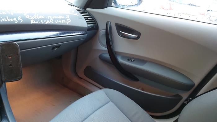 BMW 1 serie 118d 16V Épave (2004, Noir)