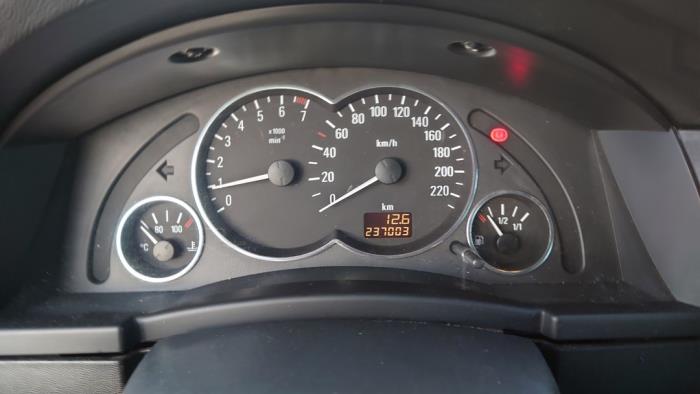Opel Meriva 1.6 16V Épave (2003, Noir)