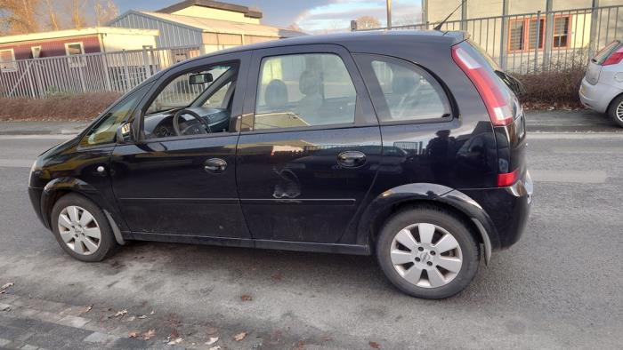 Opel Meriva 1.6 16V Épave (2003, Noir)