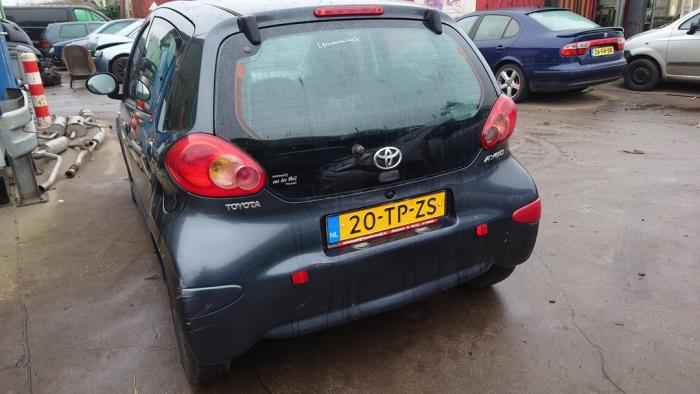 Toyota Aygo 1.0 12V VVT-i Épave (2007, Gris)