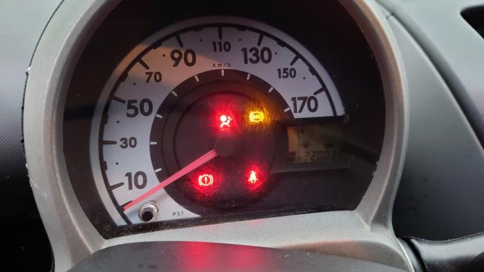 Toyota Aygo 1.0 12V VVT-i Épave (2007, Gris)