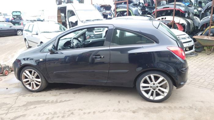 Opel Corsa D 1.4 16V Twinport Épave (2007, Noir)