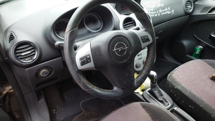 Opel Corsa D 1.4 16V Twinport Épave (2007, Noir)
