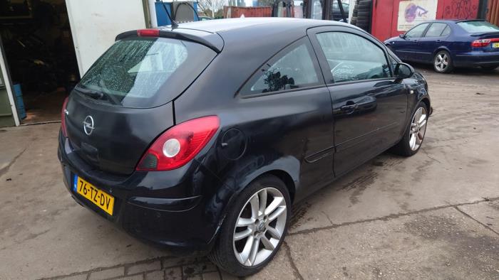 Opel Corsa D 1.4 16V Twinport Épave (2007, Noir)