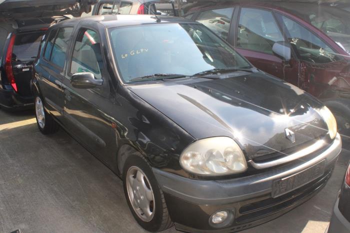 Renault Clio II 1.4 Vehículo de desguace (2001, Negro)