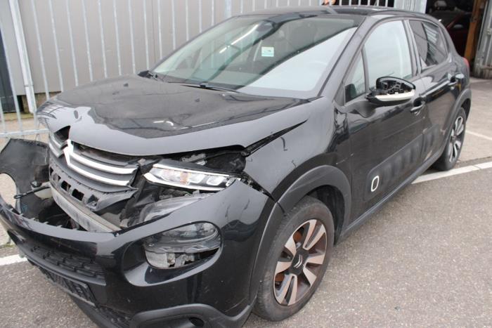 Citroen C3 1.2 Vti 12V PureTech Épave (2017, Noir)