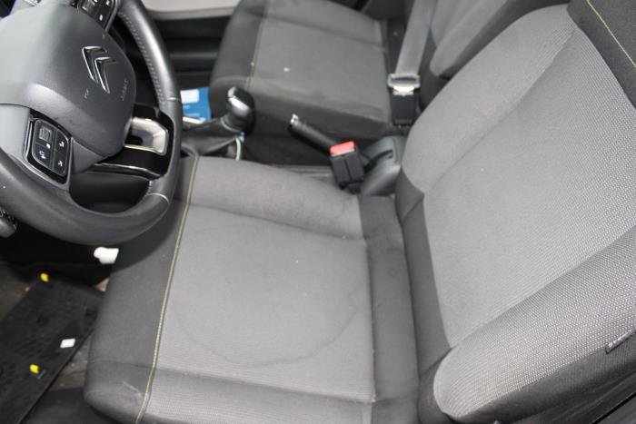 Citroen C3 1.2 Vti 12V PureTech Épave (2017, Noir)