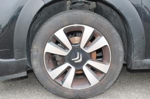 Citroen C3 1.2 Vti 12V PureTech Épave (2017, Noir)