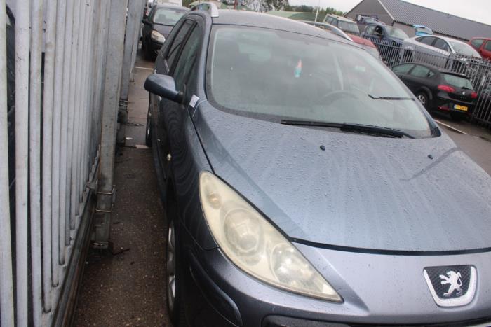 Peugeot 307 SW 1.6 16V Samochód złomowany (2006, Szary)