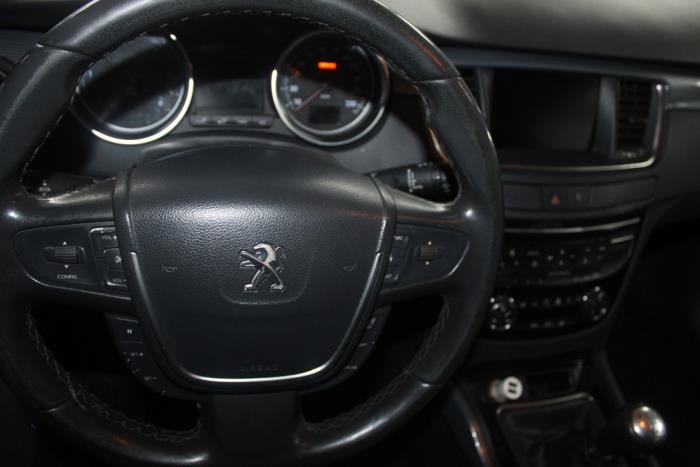 Peugeot 508 SW 2.0 HDiF 16V Samochód złomowany (2013, Szary)