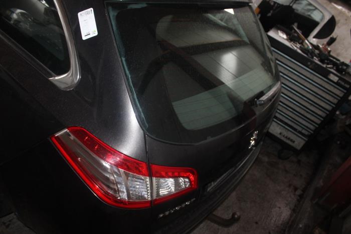 Peugeot 508 SW 2.0 HDiF 16V Samochód złomowany (2013, Szary)