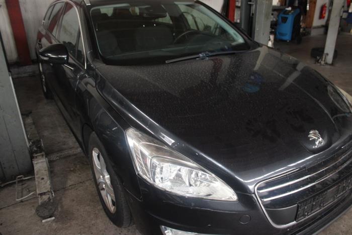 Peugeot 508 SW 2.0 HDiF 16V Samochód złomowany (2013, Szary)