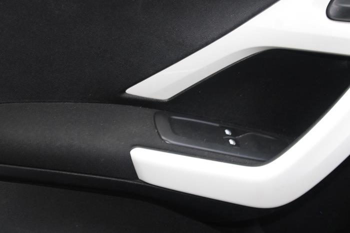 Peugeot 208 I 1.0 Vti 12V PureTech Samochód złomowany (2016, Czarny)
