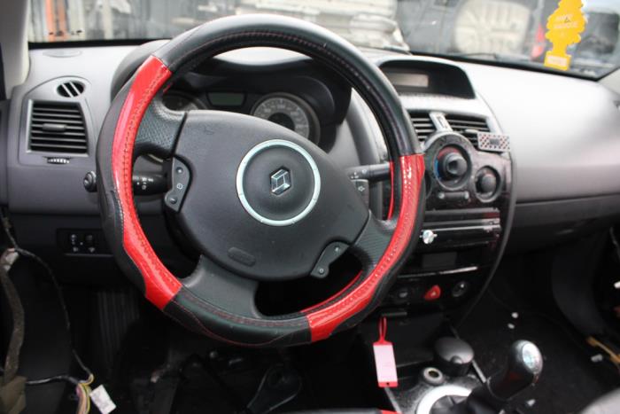 Renault Megane II CC 1.6 16V Samochód złomowany (2008, Czarny)