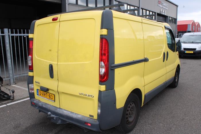 Opel Vivaro 2.0 CDTI Samochód złomowany (2011, Granit)