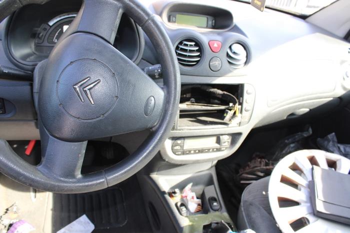 Citroen C2 1.1 Samochód złomowany (2005, Czarny)