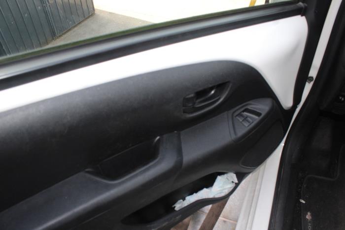 Citroen C1 1.0 12V VVT-i Samochód złomowany (2020, Bialy)