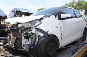 Citroen C1 1.0 12V VVT-i Samochód złomowany (2020, Bialy)
