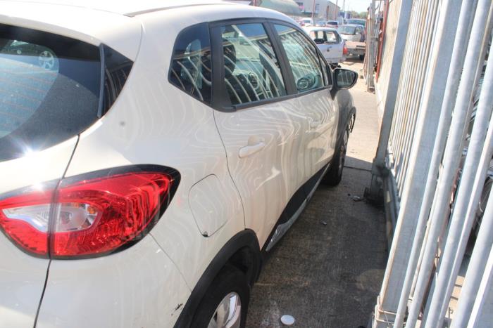 Renault Captur I 1.2 TCE 16V EDC Vehículo de desguace (2016, Beige)
