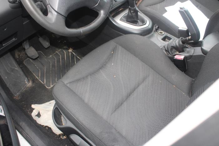 Peugeot 308 SW 1.4 VTI 16V Vehículo de desguace (2009, Blanco)